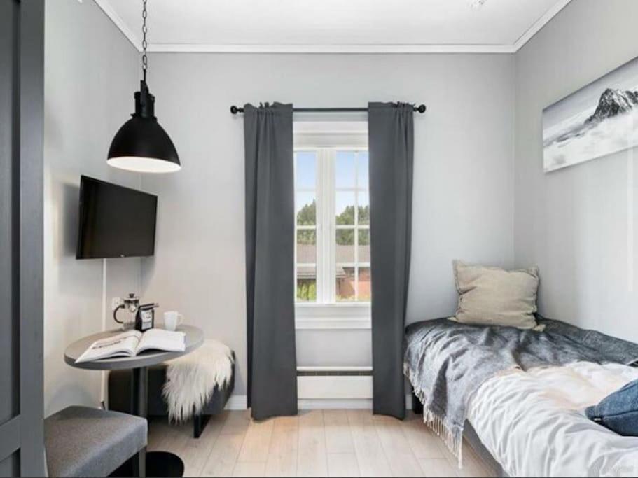 Comfy Studio Near Airport Apartment Garder Exterior foto