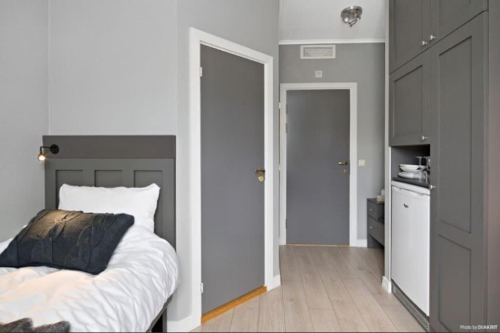 Comfy Studio Near Airport Apartment Garder Exterior foto